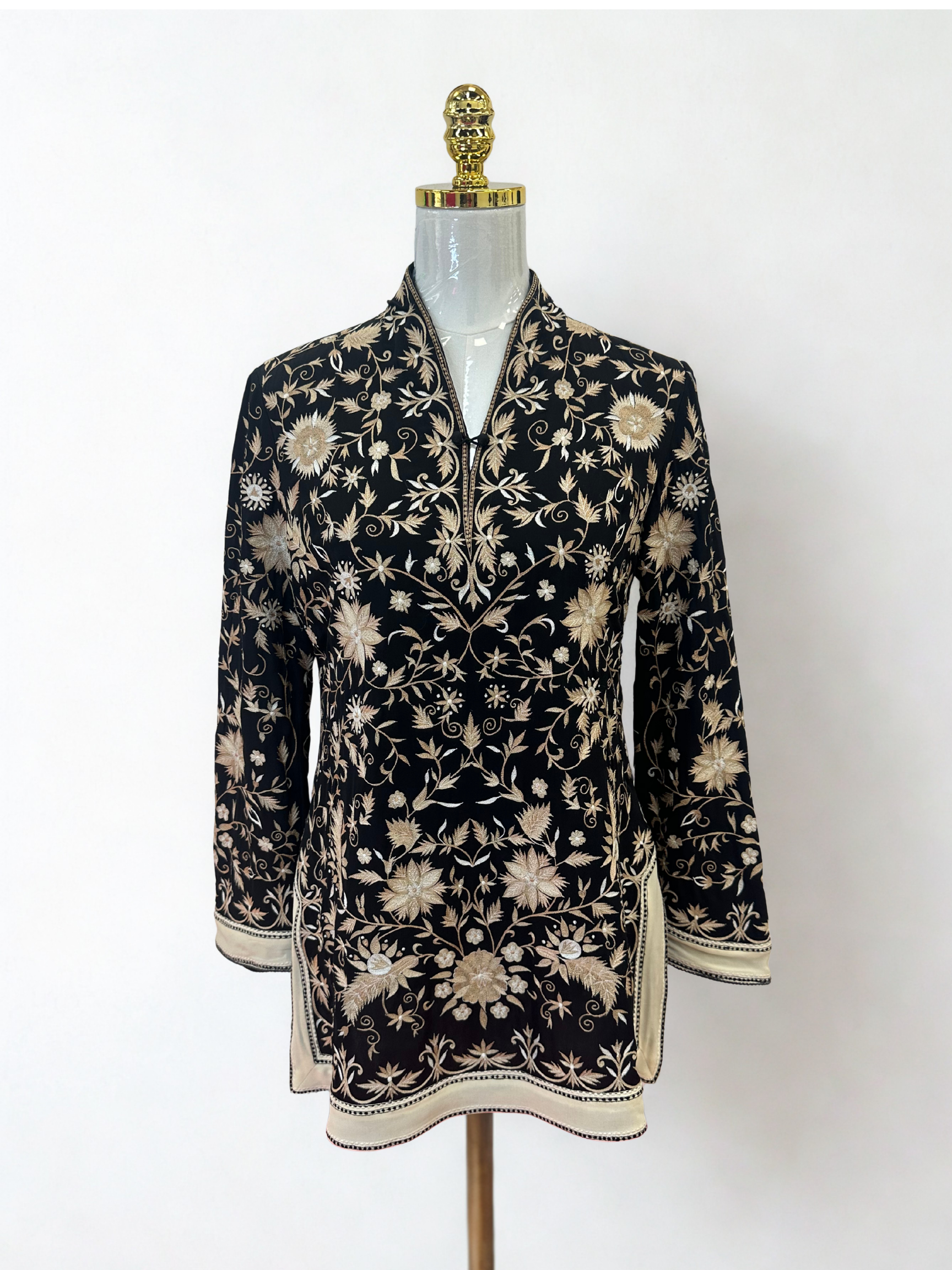 *TARUN TAHILIANI BLACK AND CREAM SHORT KURTI