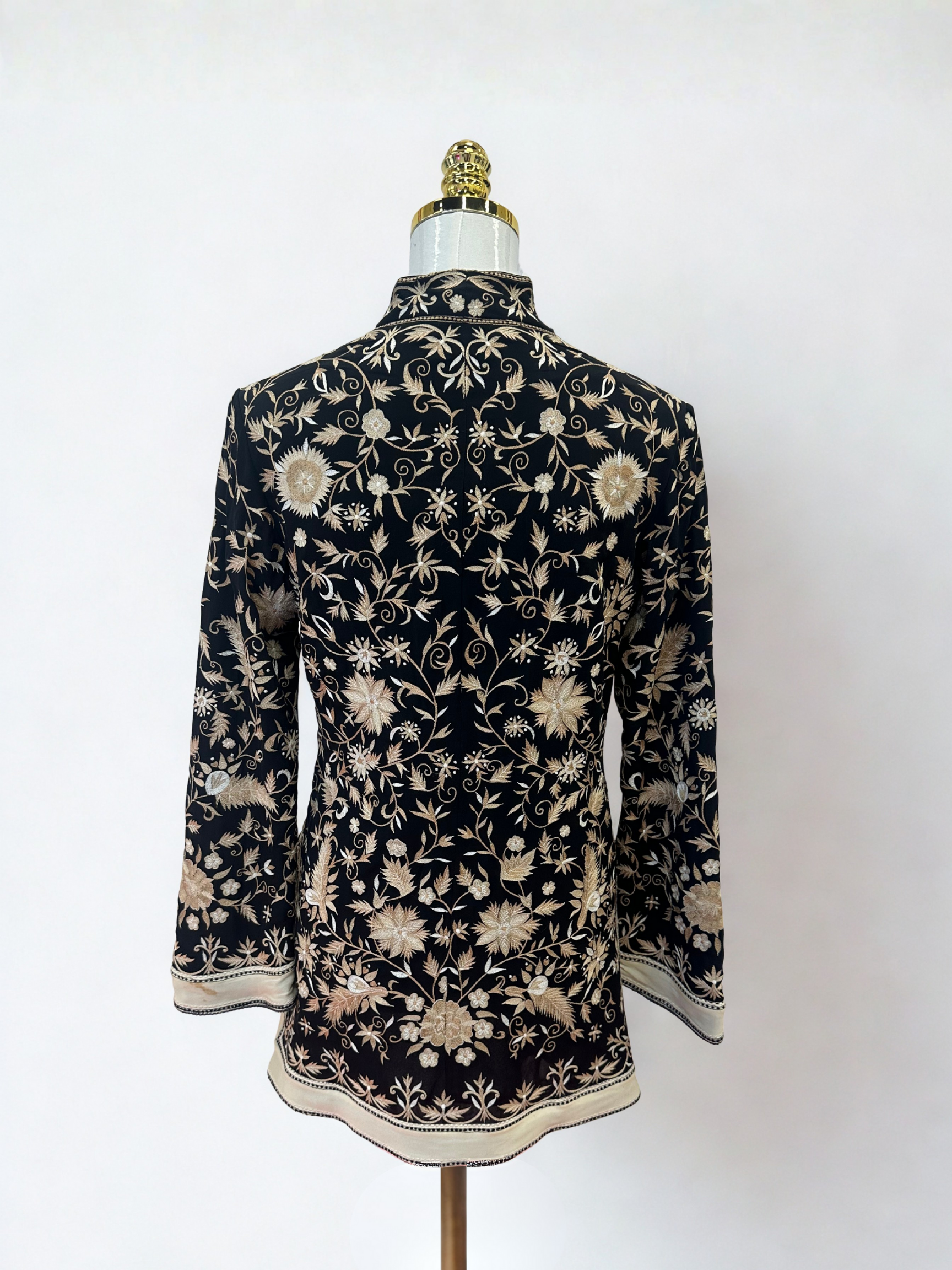 *TARUN TAHILIANI BLACK AND CREAM SHORT KURTI