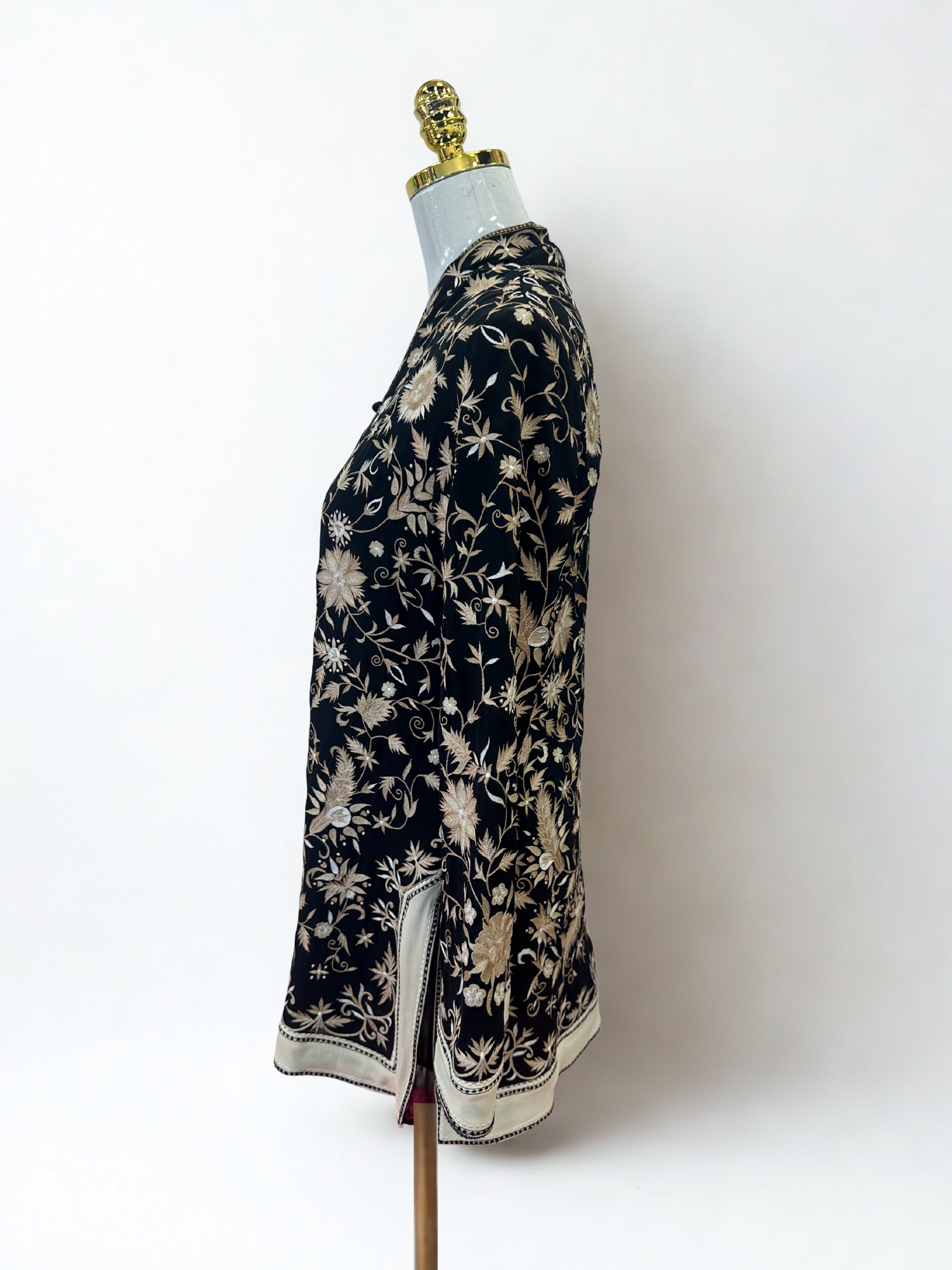 *TARUN TAHILIANI BLACK AND CREAM SHORT KURTI